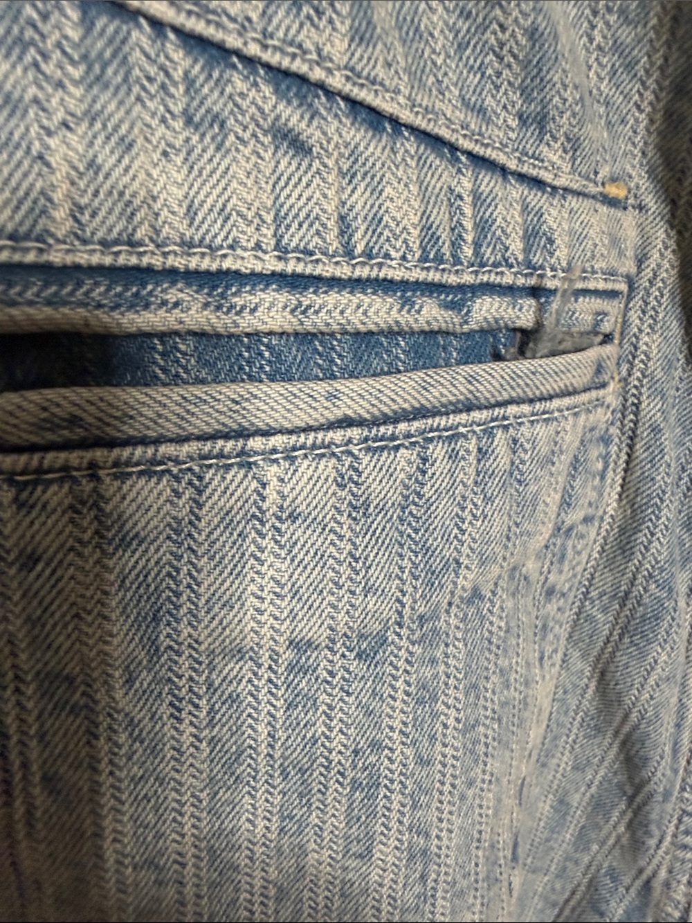 Brette Cropped Jeans
We The Free
Color- Bittersweet Blue
NWT -
Free People - Picture 8 of 8